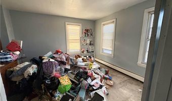 122 W Front St, Alburtis, PA 18011