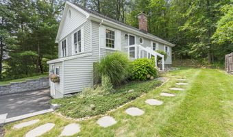 941 Altamont-Voorheesville Rd, Altamont, NY 12009