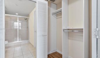 19501 W Country Club Dr 912, Aventura, FL 33180
