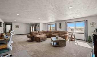 1625 W River Bend St, Brandon, SD 57005