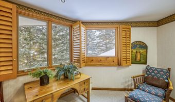 311 Offerson Rd 121, Beaver Creek, CO 81620