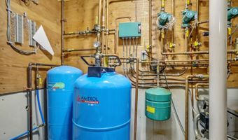 4652 Burke Hollow Rd, Burke, VT 05871