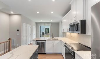 743 Anderson St, Charlotte, NC 28205