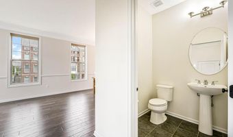 22635 NAUGATUCK Sq, Ashburn, VA 20148