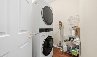 819 Strasburg Dr, Adams Twp., PA 16046