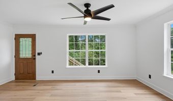 5109 Howardsville Rd, Apison, TN 37302