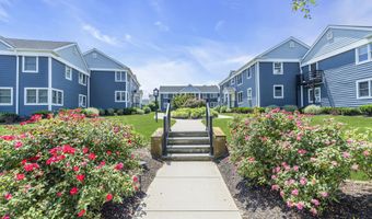 304 Deal Lake Dr 34, Asbury Park, NJ 07712