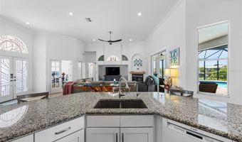 949 ALLEGRO Ln, Apollo Beach, FL 33572