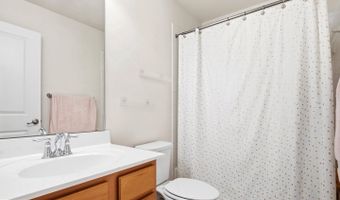 41768 MCMONAGLE Sq, Aldie, VA 20105
