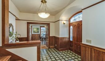 19 Gresham St, Ashland, OR 97520