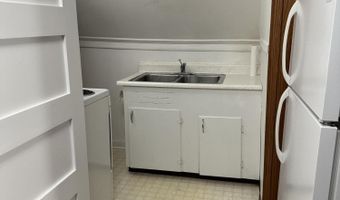 706 S 9th St, Aberdeen, SD 57401