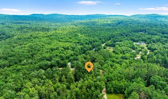 70 Meredith Ln, Barnstead, NH 03225
