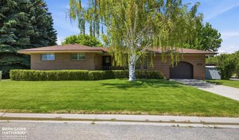 1807 11th St, Cody, WY 82414