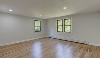 70 Doubleday Rd, Columbia, CT 06237