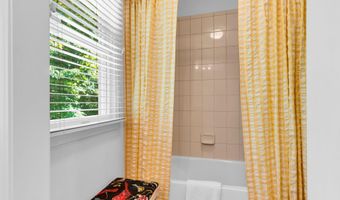 55 Sydney Ct, Atlantic Highlands, NJ 07716