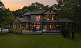 17 Pojac Point Rd, North Kingstown, RI 02852