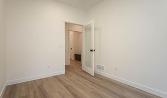 1011 Nokomis St, Alexandria, MN 56308