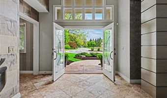520 Bristol Dr, Aurora, OH 44202