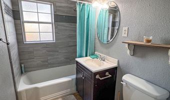 405 Mariposa St, Carlsbad, NM 88220