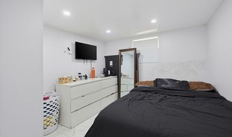 31 Hallron St, Boston, MA 02136