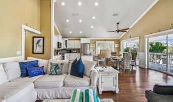 612 FERN St, Anna Maria, FL 34216