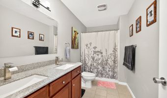 408 SUNSET Ct, Amity, OR 97101