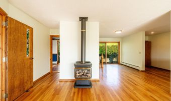 28 S Rail Rd, Banner, WY 82832
