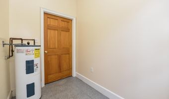 51 Market St, Apalachicola, FL 32320