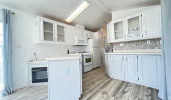 15577 HIGHWAY 101 #F3, Brookings, OR 97415