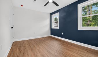 27 GLENWOOD Ave, Baltimore, MD 21228