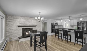 12 Dulles St, Cumberland, RI 02864