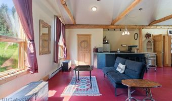 750 Black Bear Rd, Bozeman, MT 59718