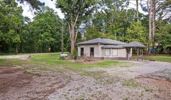 15 Larry Ln, Batesville, MS 38606