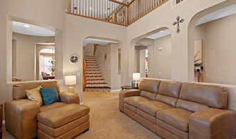 595 S Hidden Trails Rd, Escondido, CA 92027