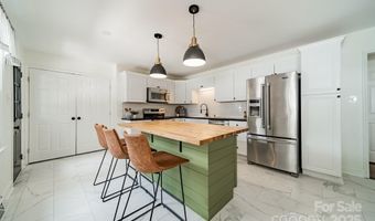 4123 Tamerlane Dr, Charlotte, NC 28205