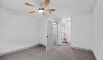 29 Ravenwood Blvd, Barnegat, NJ 08005