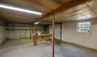 8628 Hillery Dr, Affton, MO 63123