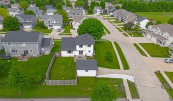 1001 9th Avenue Pl SE, Altoona, IA 50009