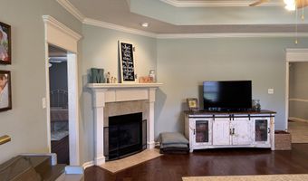 1995 Shelby Dr, Benton, AR 72015
