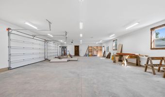 25480 Bachelor Ln, Bend, OR 97701