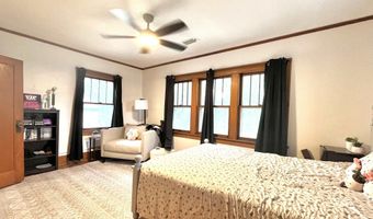 906 Locust St, Atlantic, IA 50022