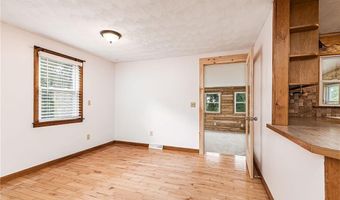 75 Hickory Dr, North Kingstown, RI 02852