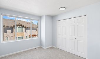 15400 SW MALLARD Dr 102, Beaverton, OR 97007