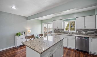 1408 E 17th St, Atlantic, IA 50022