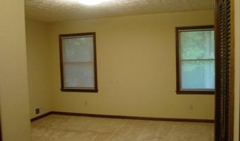 220 Lantern Ridge Ct, Alpharetta, GA 30009