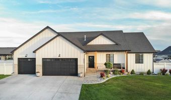 4900 Torcello Dr, Ammon, ID 83406