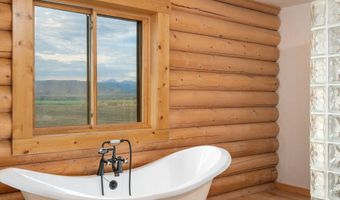 191 SAUK Trl, Boulder, WY 82923