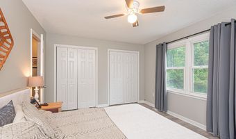 4 FRANKLIN Sq, Berlin, MD 21811