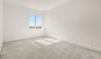 5447 Soho View Ter, San Diego, CA 92105