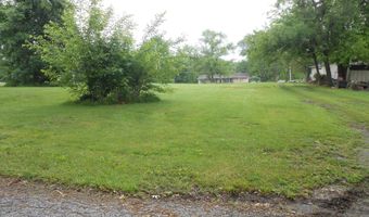 102 N 9th St, Albany, MO 64402